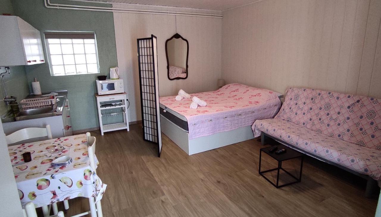 Studio Punat 5410a Luaran gambar